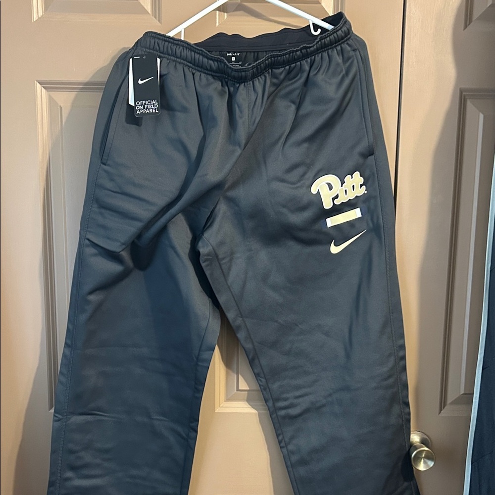 Nike Men's Pitt Dark Gray Athletic Joggers with Cream Logos